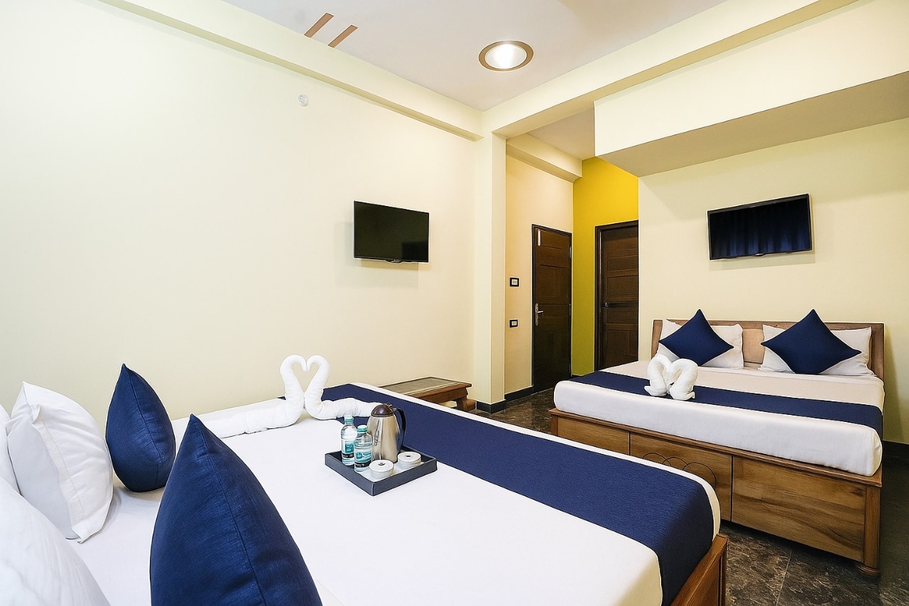 WhatsApp Image 2025-09-25 at 12.09.12 AM